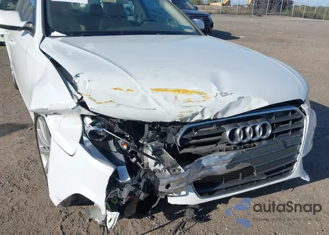 2013 Audi A4 2.0T Premium из США, поврежденный, VIN WAUFFAFL2DN030669